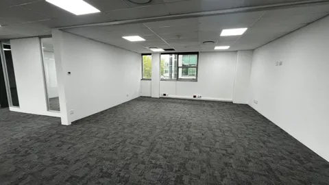 WhatsApp Image 2025-11-24 at 13.36.24 (1).